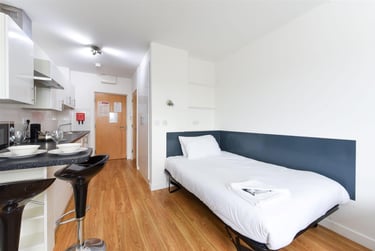 1 bed studio, Brookland Rd, Clarendon Park, Leicester, LE26BH - Image 3